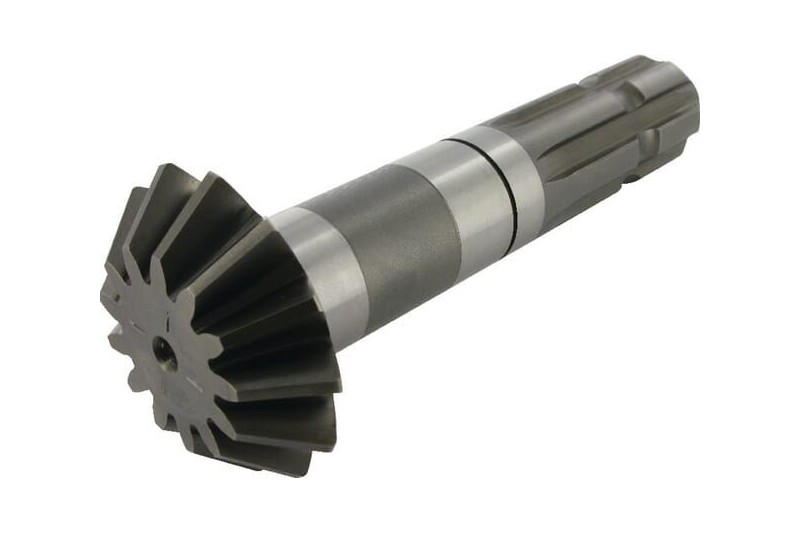 Wałek zakończony zębnikiem Z-13 M-5 Comer 02595001 - TraktorParts.pl - 1